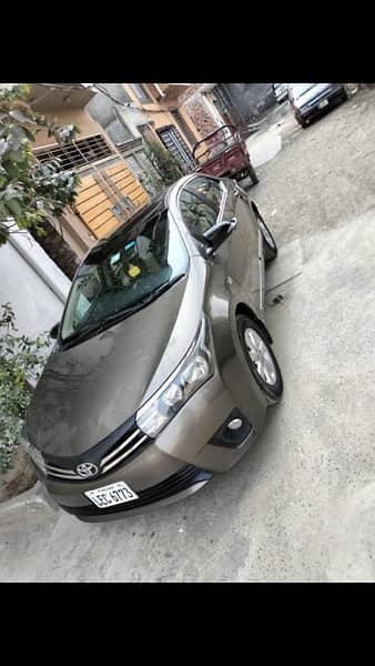 Toyota Altis Grande 2015 1