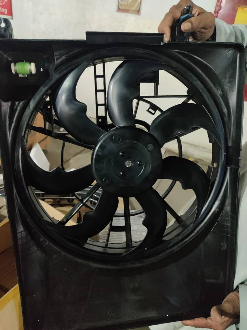 SPORTAGE AC COMPRESSOR 1