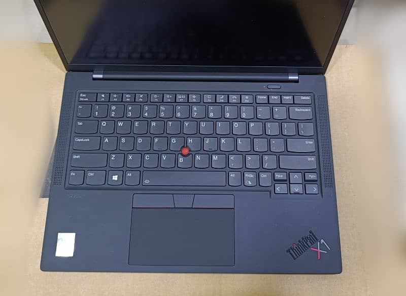 Lenovo Thinkpad X1 Carbon Gen9 / 11th Gen 6