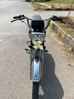 HONDA CD70 2023 MODEL