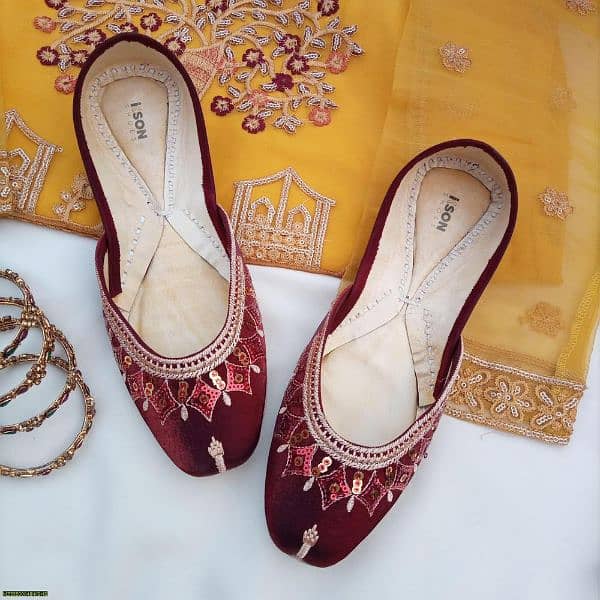 Diamond Cut Maroon Khussa 2