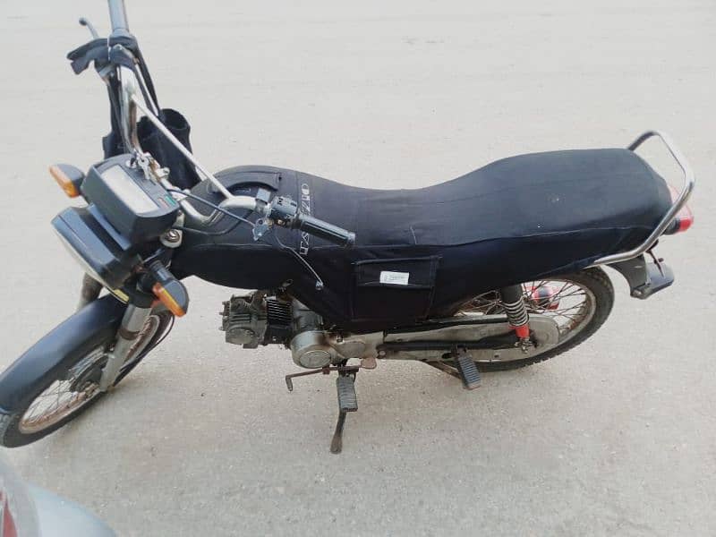 super power 70cc good condition complete documents karachi registered 2