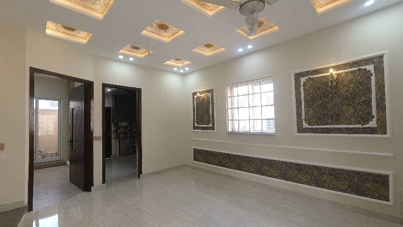 4 Marla House Is Available In Affordable Price In Bismillah Housing Scheme - Block C 6