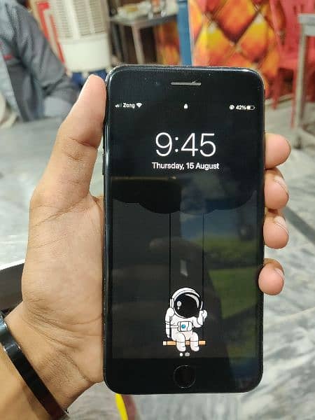 Iphone 7 Plus  PTA proved full genuine 0