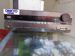 ONKYO. Amplifier