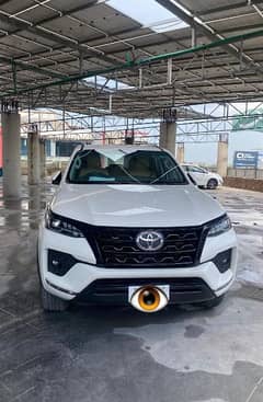 Toyota Fortuner Available for rent in Lahore