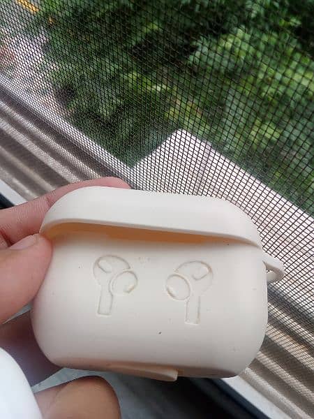 Apple Airpods pro 2nd generation 5