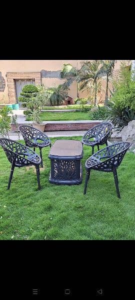 PLASTIC OUTDOOR GARDEN CHAIRS TABLE SET AVAILABLE FOR SALE 3