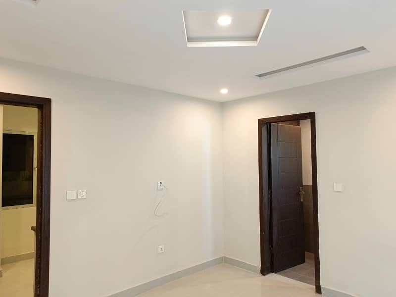 2 BEDROOM APARTMENT FOR SALE IN SECTOR E BAHRIA TOWN LAHORE 11