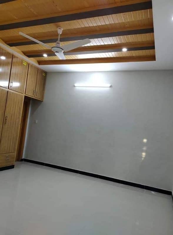 RENOVATED FLAT FOR RENT 6