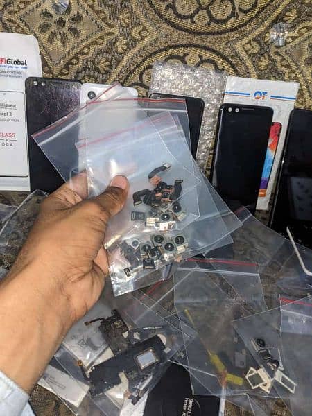 Google pixel 3/3xl/4/4xl/4a/5 original parts available garanti ka sath 14