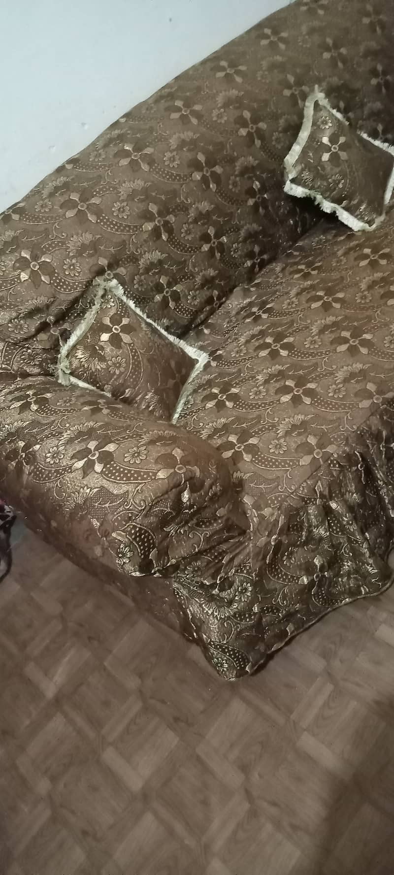 1 year used sofa in master foam No. 1 quality, cont nmbr:0303 9124739 1