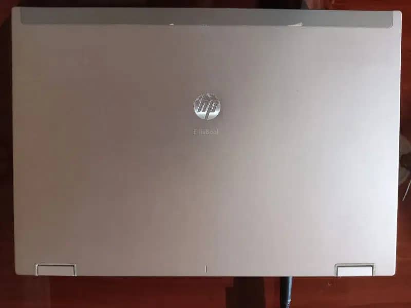 HP ELITE BOOK 8440p 5