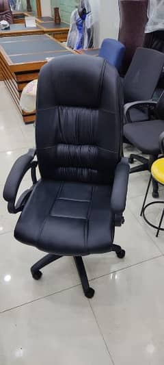 one pes chairs