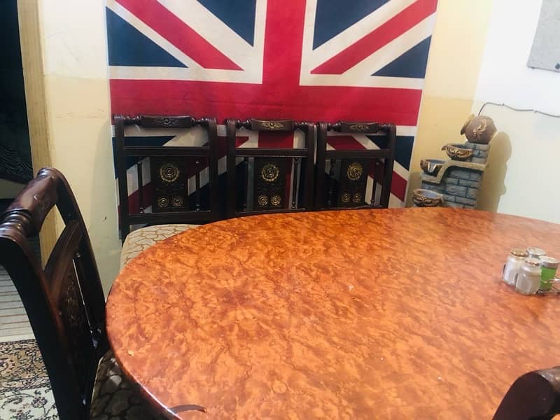 Dining table with 6 chairs 1