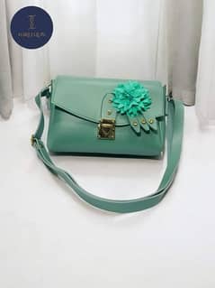 most elegant ladies bags.