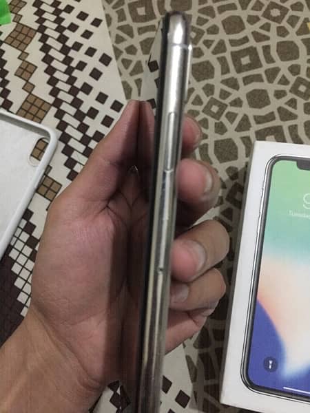 iPhone X - 64Gb ( PTA APPROVED ) 1