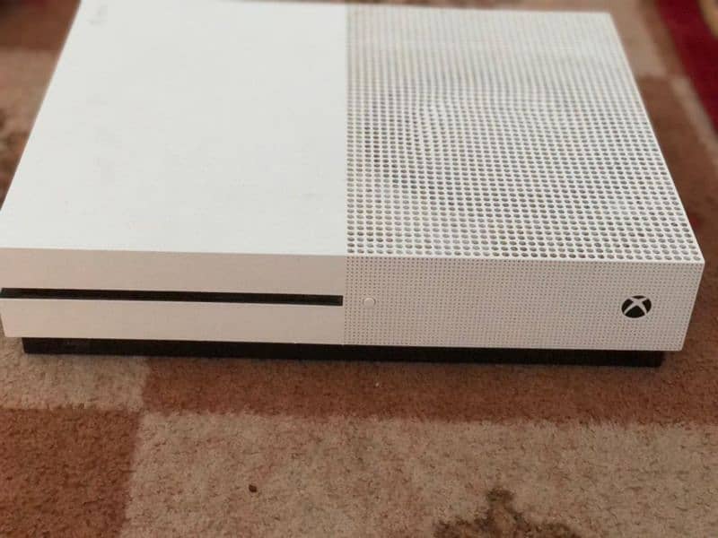 Xbox one s 1