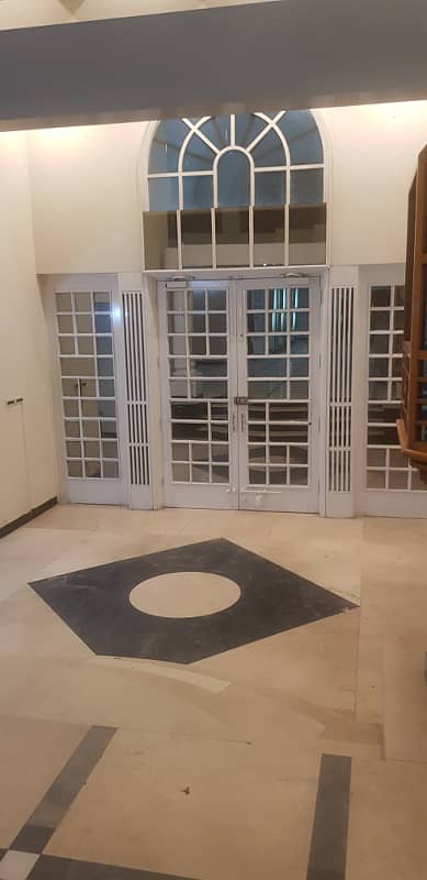 Exclusive 18 Kanal Property for Sale in Model Town Prime Location, Exceptional Value! 7