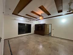 1 Kanal Upper Portion Available on Rent In G-13/4