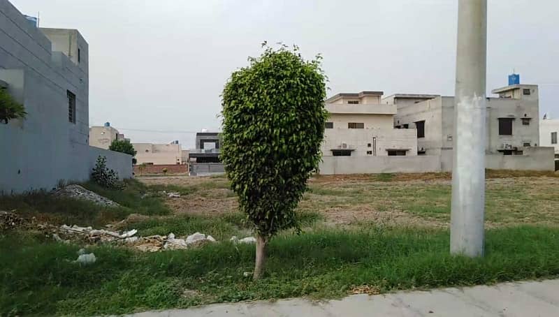 Get This Amazing 1 Kanal Residential Plot Available In LDA Avenue 2