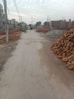 LDA AVENUE ONE C BLOCK PLOT NO 957 EASY ACCESS TO KHAYA BANEY JINNAH RAOD NEAR TO COMMERCIAL