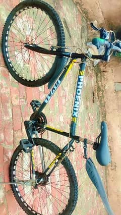 new condition bicycle just used 3 months