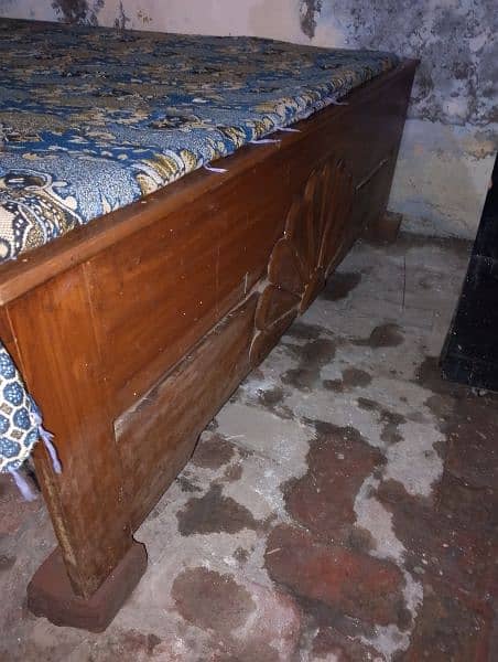 BED WOODEN SALE ONLY BED no Mattress 5