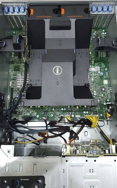 Dell PowerEdge T620 Tower Server 1