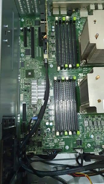 Dell PowerEdge T620 Tower Server 2