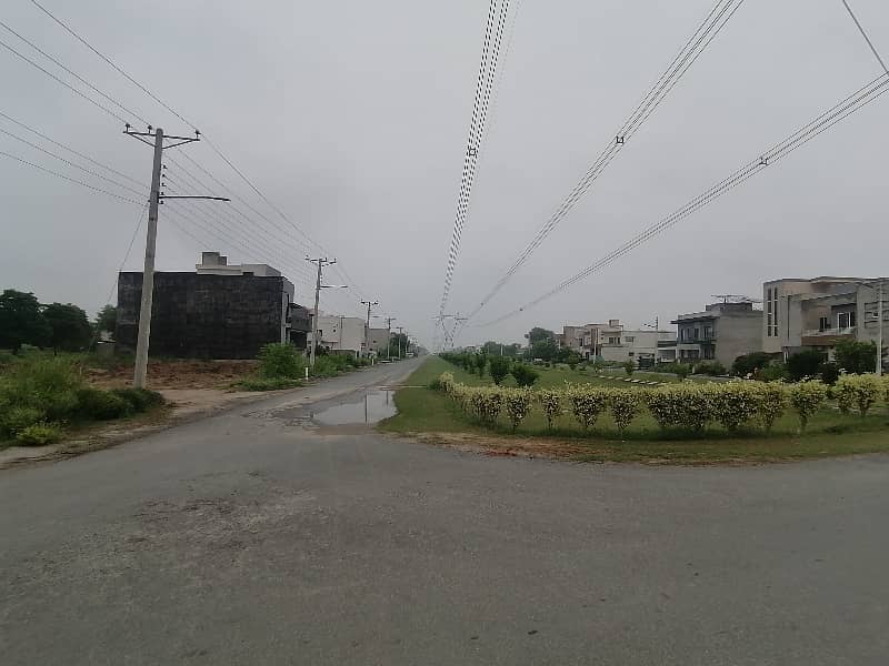 Get This Amazing 15 Marla Residential Plot Available In Wapda City - Block C 2