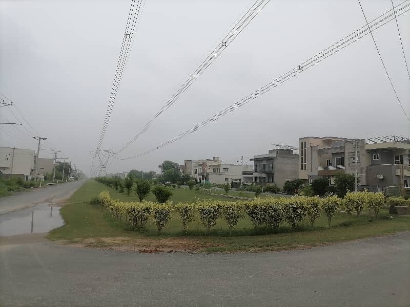 Get This Amazing 15 Marla Residential Plot Available In Wapda City - Block C 3