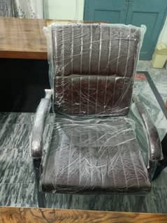 6 office chair 2 month used like new 0