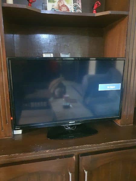 Orient LED 32 Inch TV for sale 1