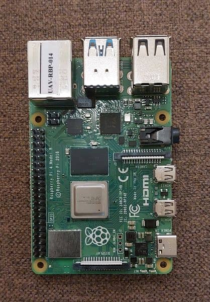 Raspberry Pi4 model B 2GB RAM 0