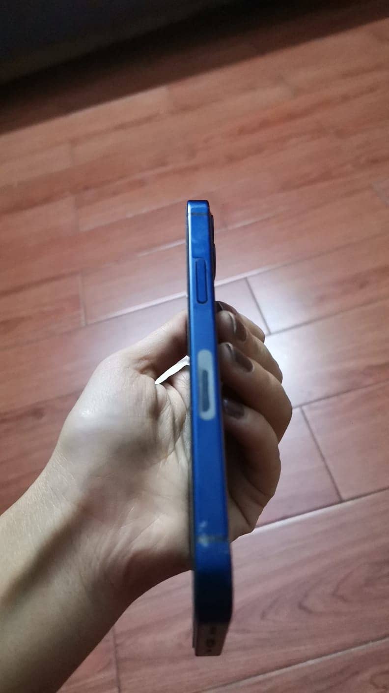 iphone 12 mini 2