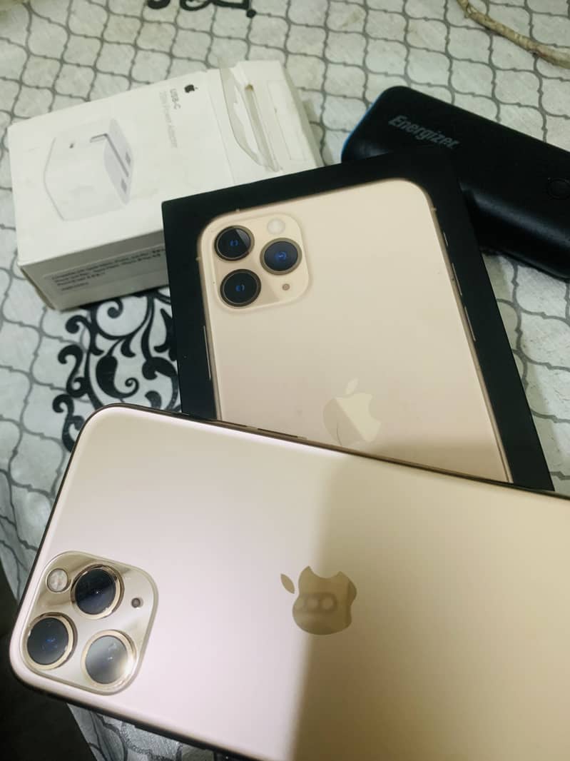 iPhone 11 pro duel Pta approved 10/10 condition 0