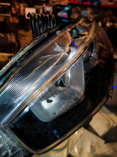 Civic 2017 Light Left Headlight Good Condition 4