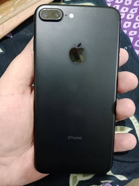 apple iphone 7plus 128gb non-pta in good condition 0