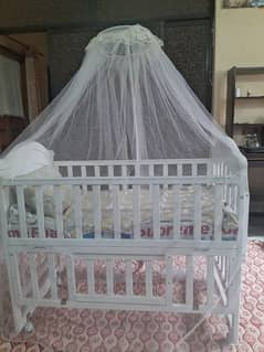 Tinnies cot with matress