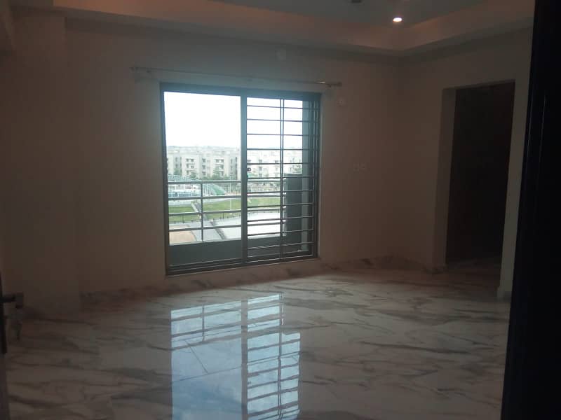 10 Marla Brand New 4th Floor Apartment For Rent In Askari 11 10