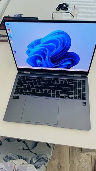 SAMSUNG GALAXY BOOK 4 pro 360 2