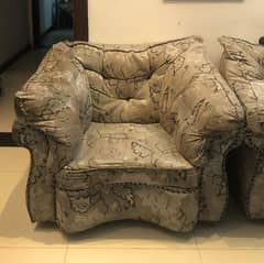 Sofa set for sale(urgent)