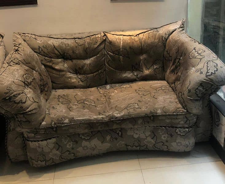 Sofa set for sale(urgent) 2