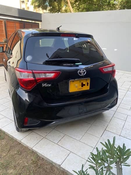 Toyota Vitz 2018 4