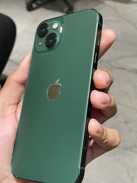 I phone 13 brand new midnight green 128gb jv 1