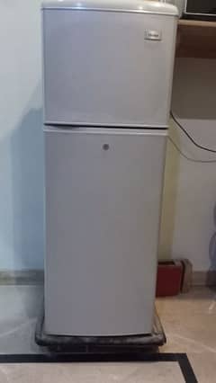 Excellent condition refrigerator and deep freezer sale