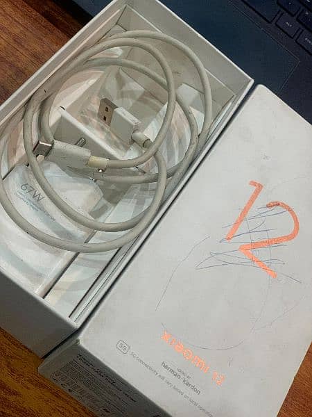 Xiaomi 12  (12/256)  Flagship Model For Sale 9/10 Con  -  Urgent Sale 8