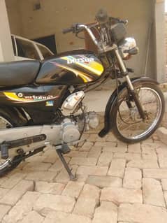 Suzuki 110/model 2012 all documents ok cplc clear Karachi nombar