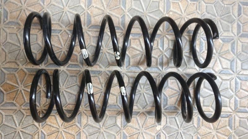 Car Coil Springs For Sale! Daihatsu Mira Move Genioun Parts. 1